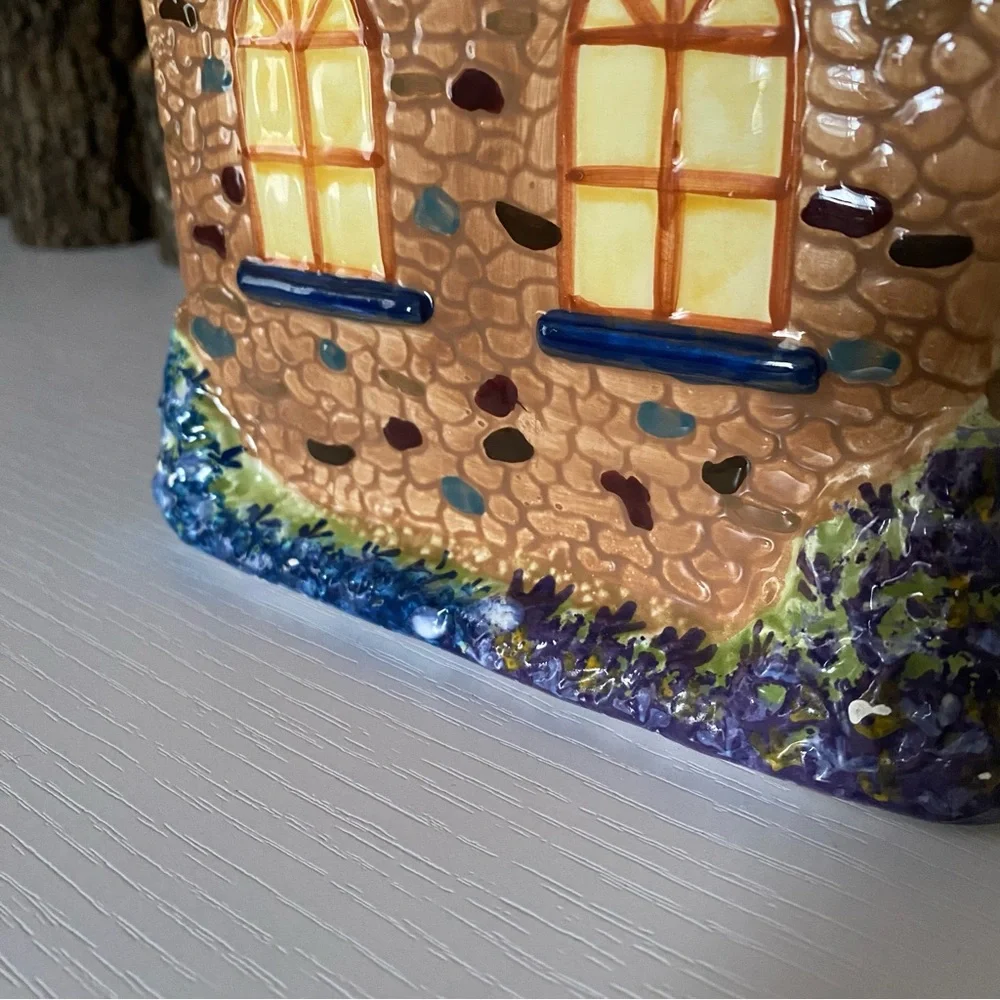 Collectable Thomas Kinkade Cookie Jar Garden Cottage Village House